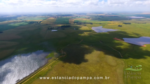 1015 HA no RS MARINETI.00_00_31_20.Quadro005_63cab9321c56b3d99f498ba88af04d7a34d4f435.png